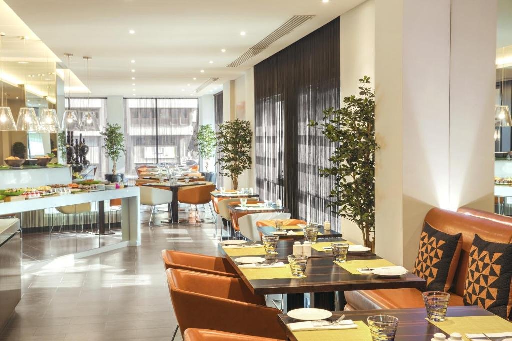 Top hotels near jeddah al balad