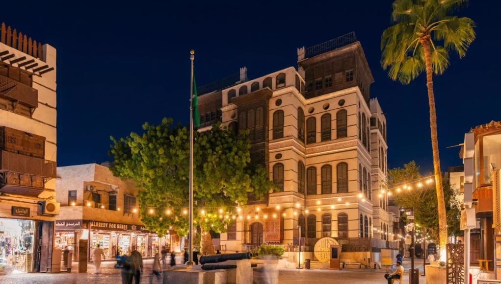 Top hotels near jeddah al balad